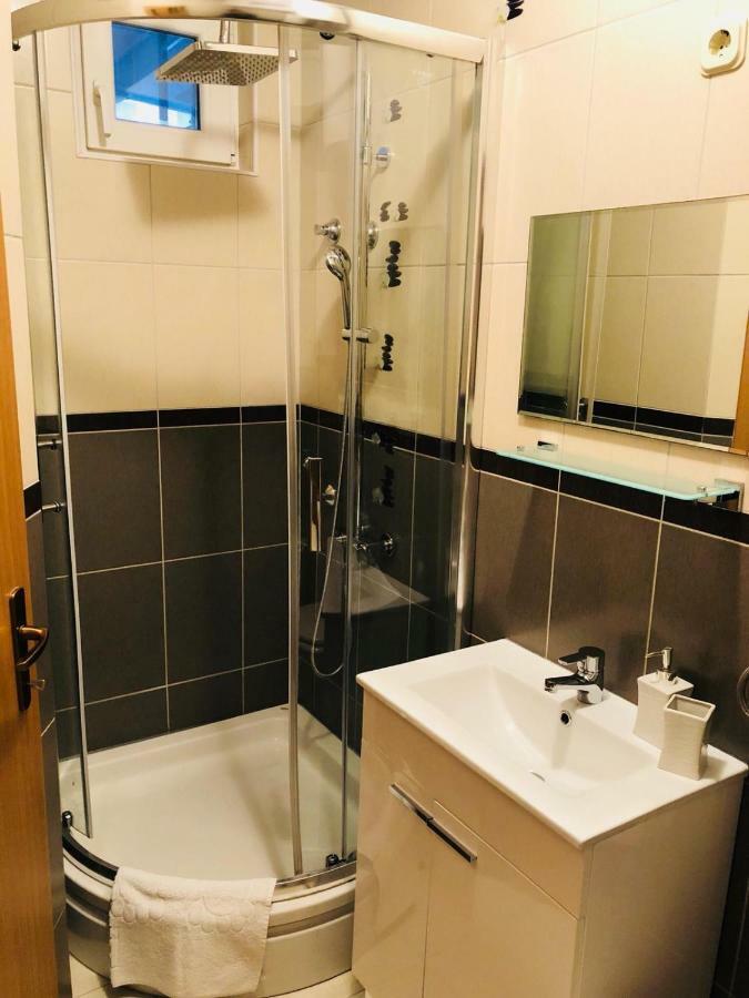 Apartman Stevic Pisak Ngoại thất bức ảnh