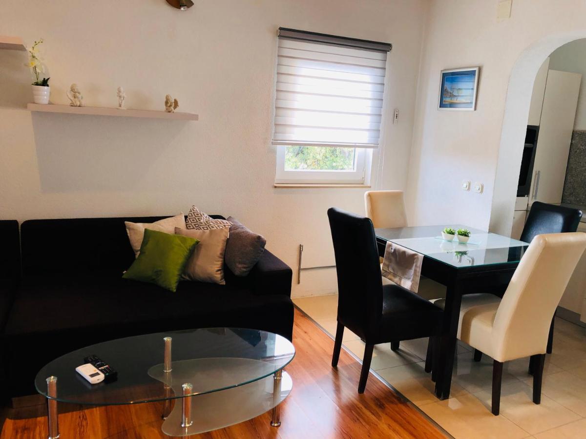 Apartman Stevic Pisak Ngoại thất bức ảnh